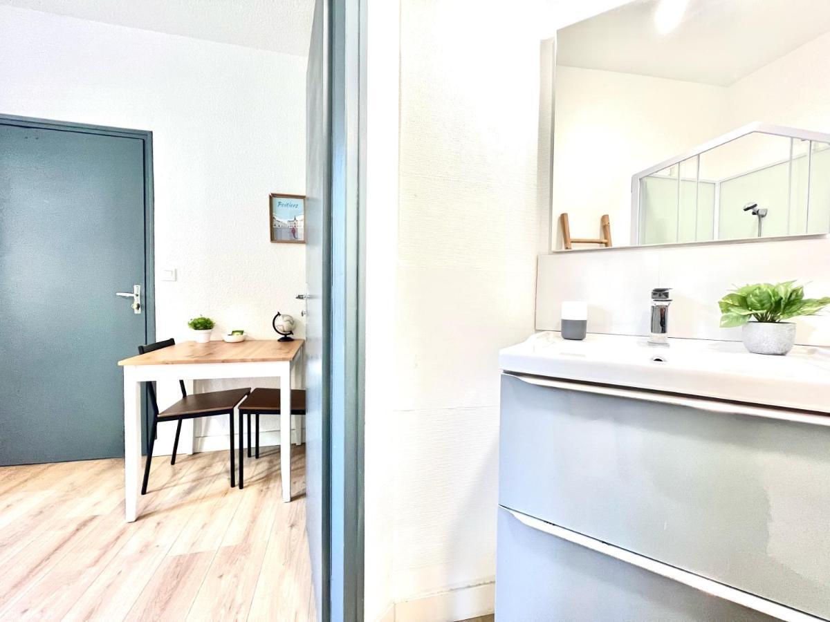 Le Descartes, A 50M De La Gare Fibre/Tv Connecte Appartement Poitiers Buitenkant foto